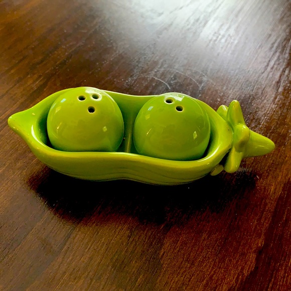 Peas in a pod S&P - Picture 1 of 4